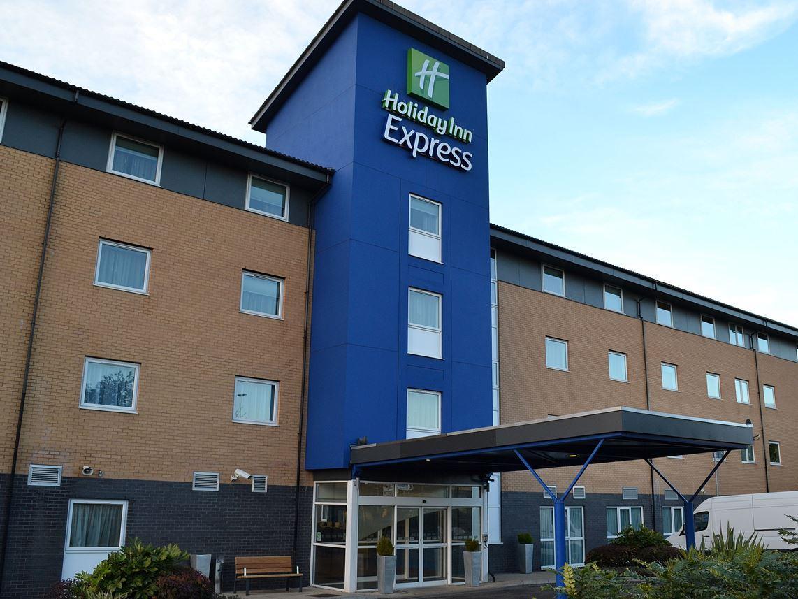 Holiday Inn Express Birmingham Star City By Ihg Exteriör bild