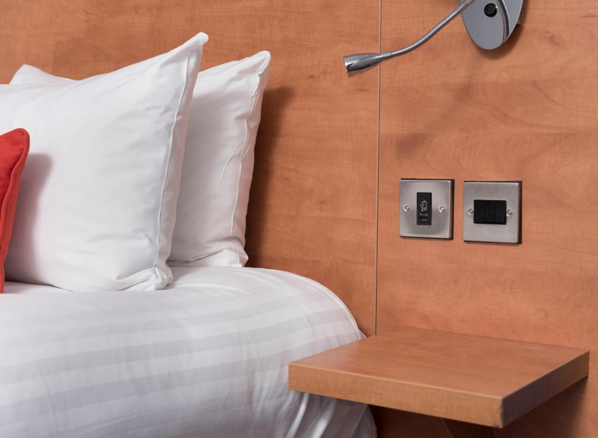 Holiday Inn Express Birmingham Star City By Ihg Exteriör bild