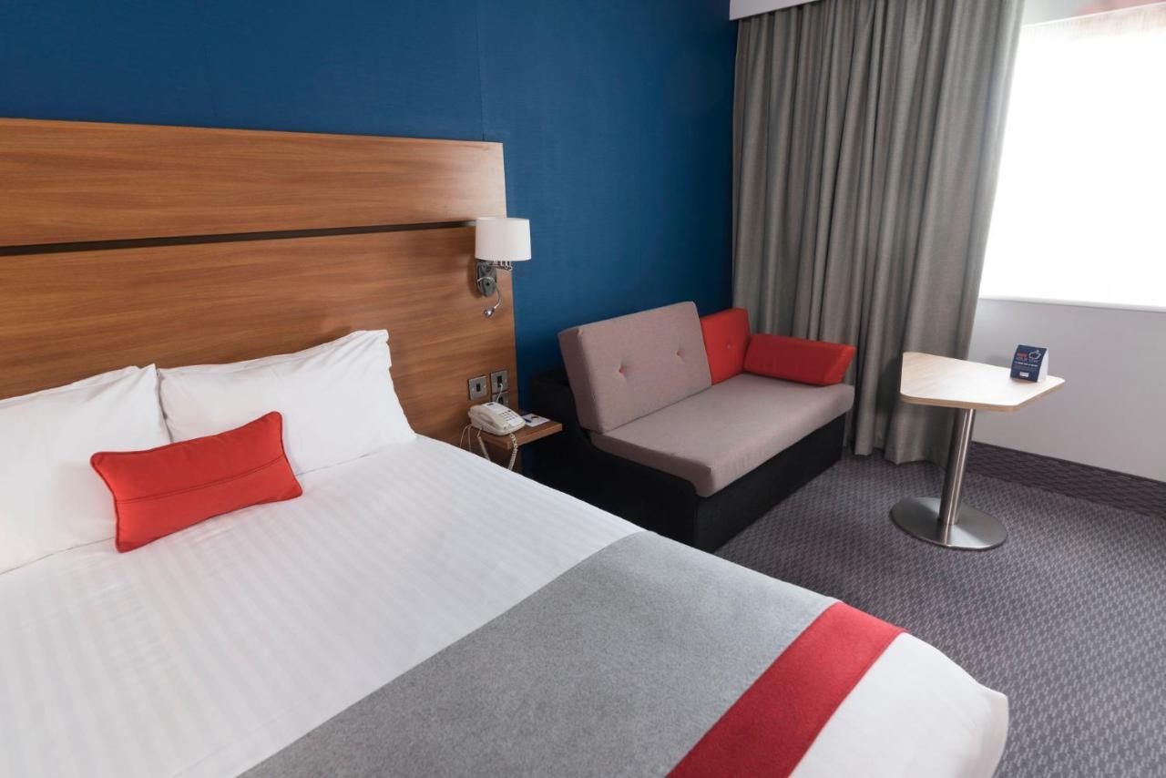 Holiday Inn Express Birmingham Star City By Ihg Exteriör bild